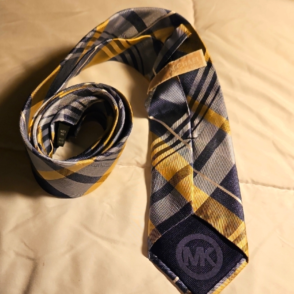 Michael Kors Men's Blue and Yellow Plaid Tie